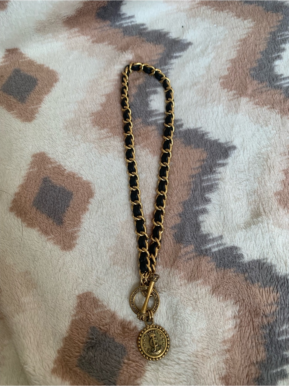Rare Juicy Couture Necklace Gold Ton Chain Necklace